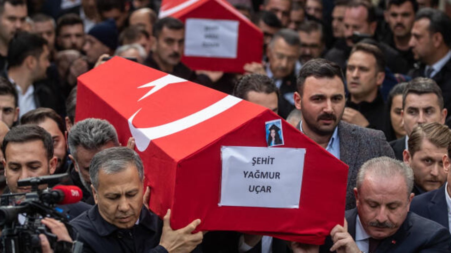 Istanbul attack: Turkey blames PKK supporter – PKK denies