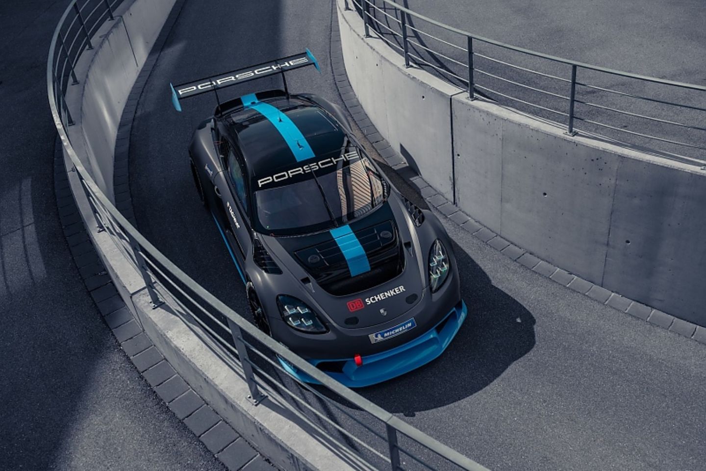 Porsche GT4 e-Performance