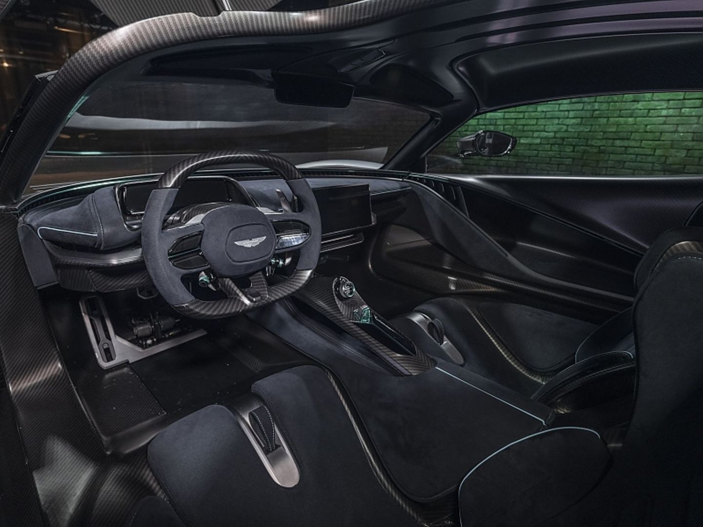 Aston Martin Valhalla