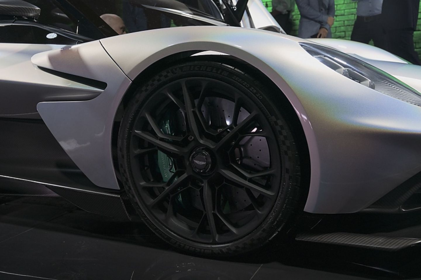 Aston Martin Valhalla
