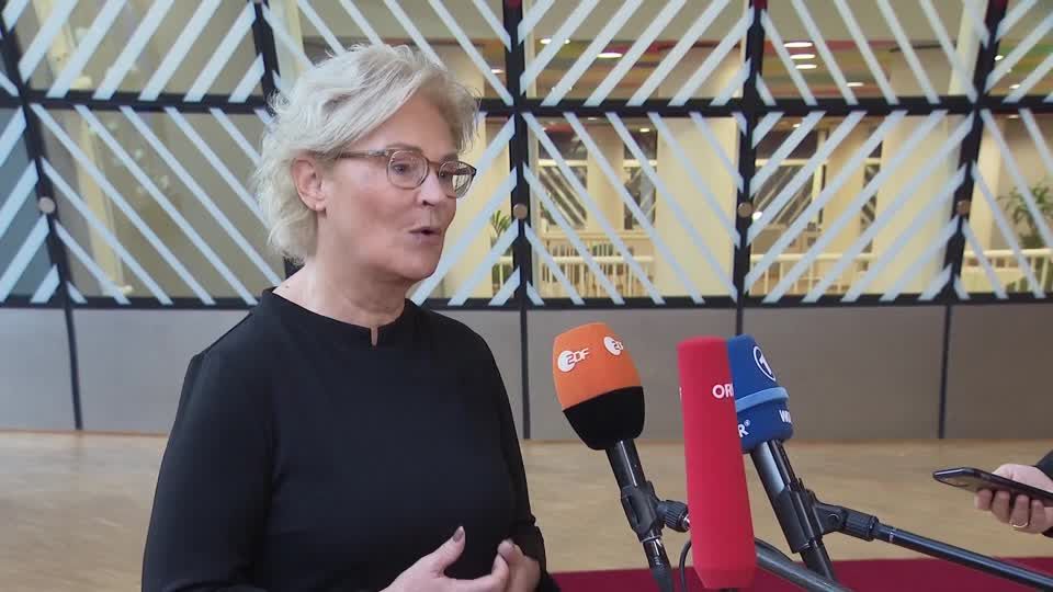 Video: Lambrecht - Schneller Start von Ausbildung ukrainischer Soldaten Video: Lambrecht - Schneller Start von Ausbildung ukrainischer Soldaten