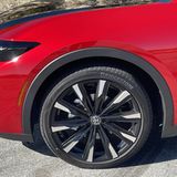 Toyota Crown Hybrid Max 2023