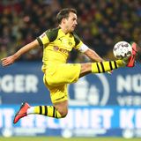 Nach seiner glücklosen Zeit bei den Bayern kehrt Götze zurück nach Dortmund. Er spielt schwach, schließlich wird eine Stoffwechselerkrankung bei ihm diagnostiziert und er fällt mehr als ein halbes Jahr aus.