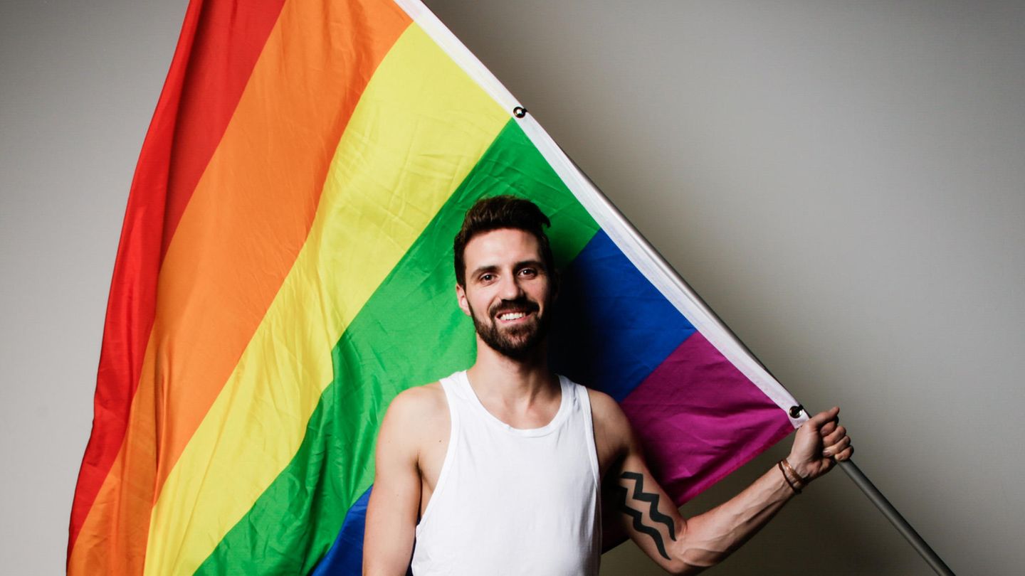 Benjamin Näßler Benjamin Näßler setzt sich für eine WM ohne Homophobie ein