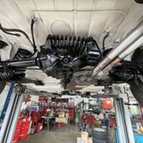 Der Unterboden des Mercedes W108