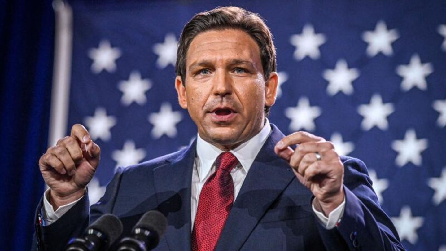 Ron DeSantis Ron DeSantis