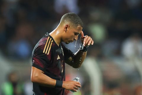 Zu heiß im Oman: Thilo Kehrer zeigte im Spiel gegen Oman eine schwache Leistung