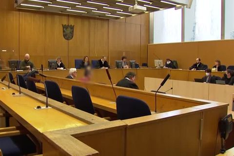 Video: Fast sechs Jahre Haft im "NSU 2.0"-Prozess
