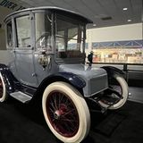 Detroit Electric Model 81 Brougham