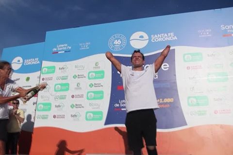 Video: Französischer Paralympics-Schwimmer mit sportlicher Höchstleistung