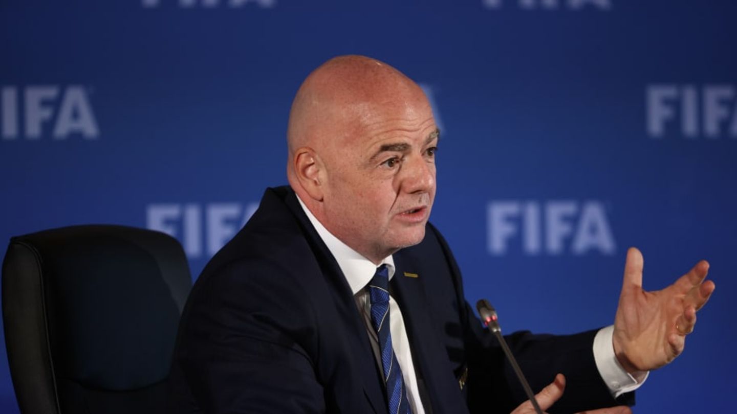 “Hypocritical, double standards, racism”: Infantino’s sweeping attack on the Qatar critics