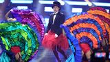 Michael Bully Herbig tanzt Cancan