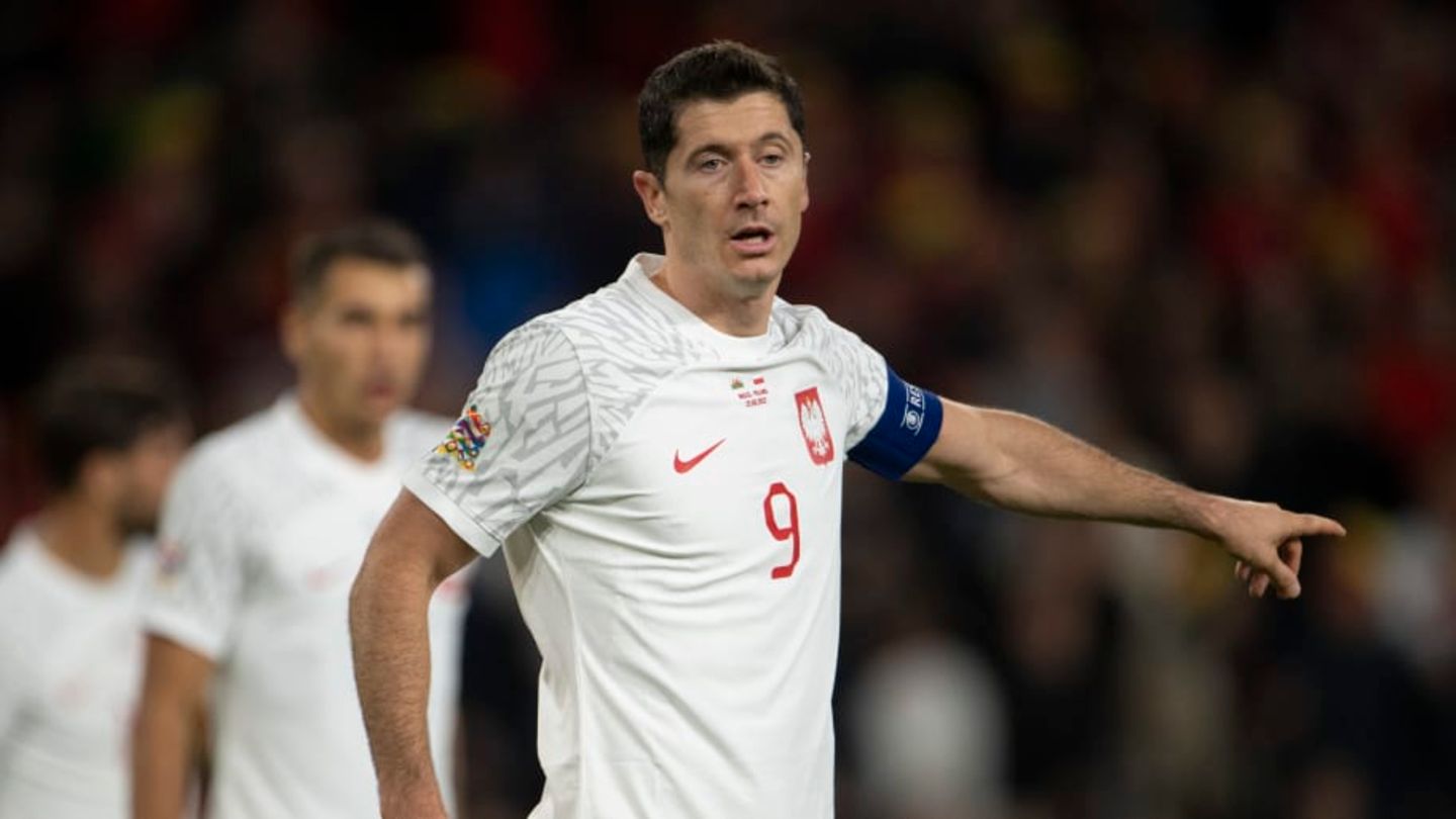 Polens Kapitän Robert Lewandowski gibt die Richtung vor