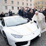 Papst Franziskus Lamborghini Huracan
