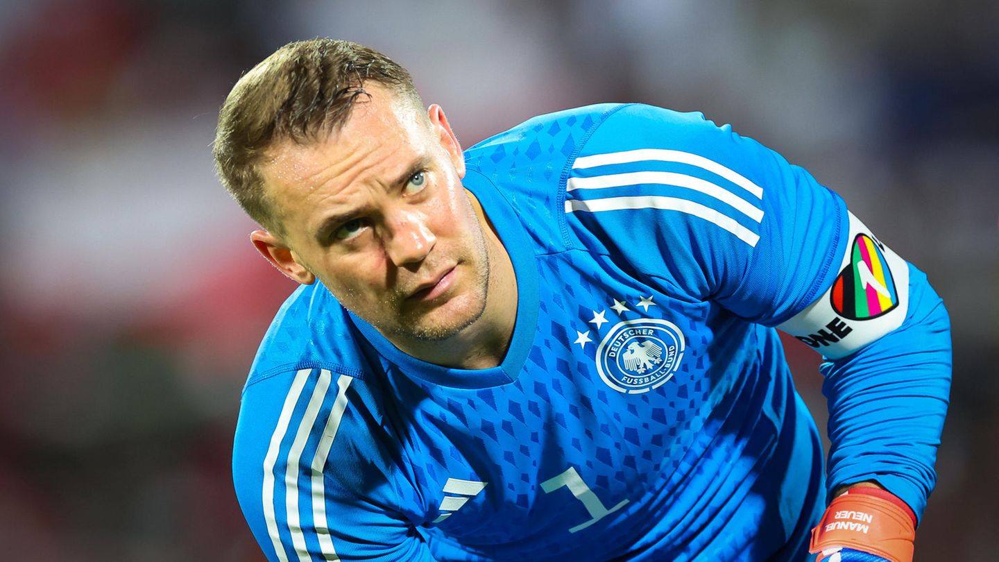Manuel Neuer mit One-Love-Binde