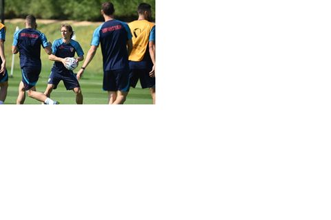 FBL-WC-2022-TRAINING-CRO
