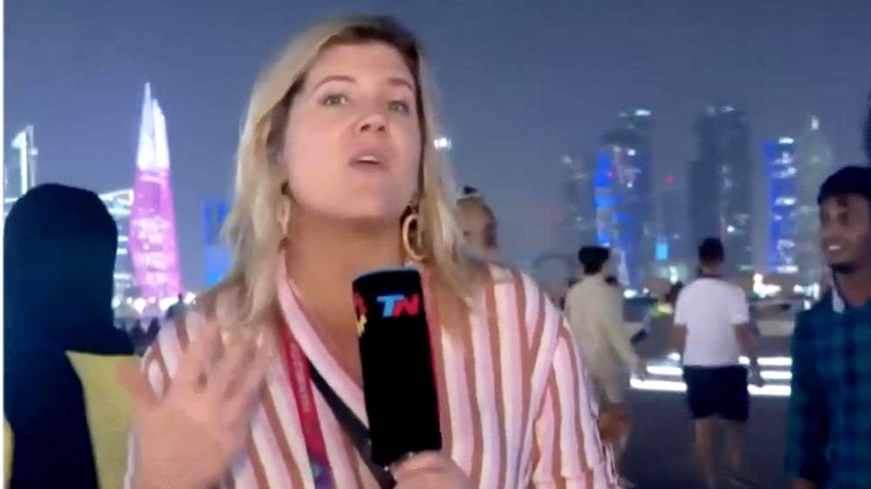 WM 2022 | Diebstahl bei Live-Schalte: Katar-Reporterin soll Strafe bestimmen
