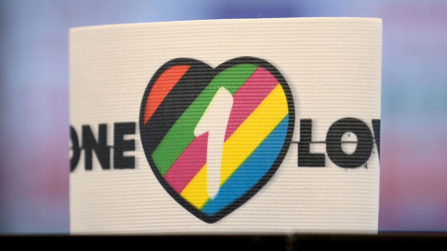 "One Love"-Binde