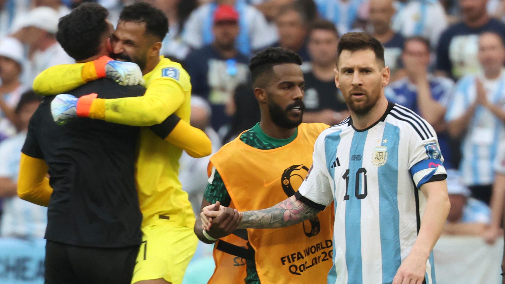 WM 2022 Saudi-Arabien schlägt Argentiniens Star-Kicker um Messi STERN.de