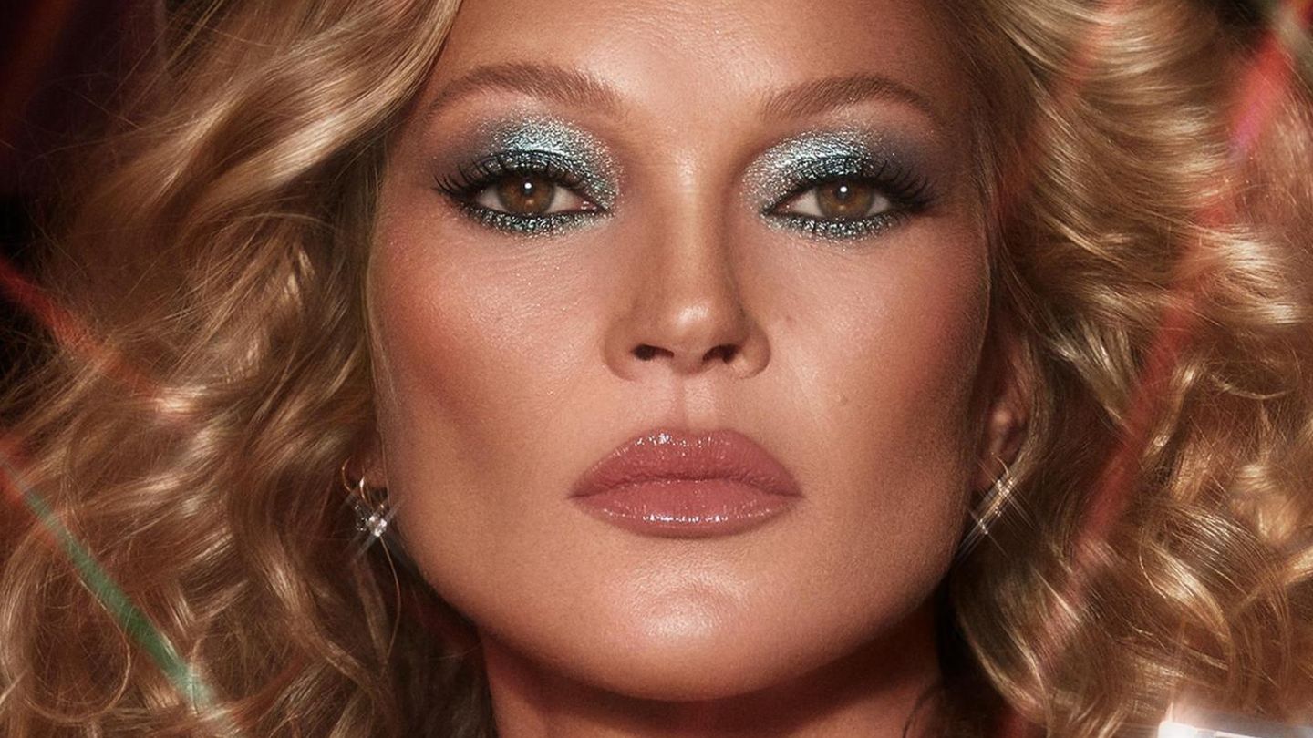 Kate Moss mit glitzerndem Augen Make-up