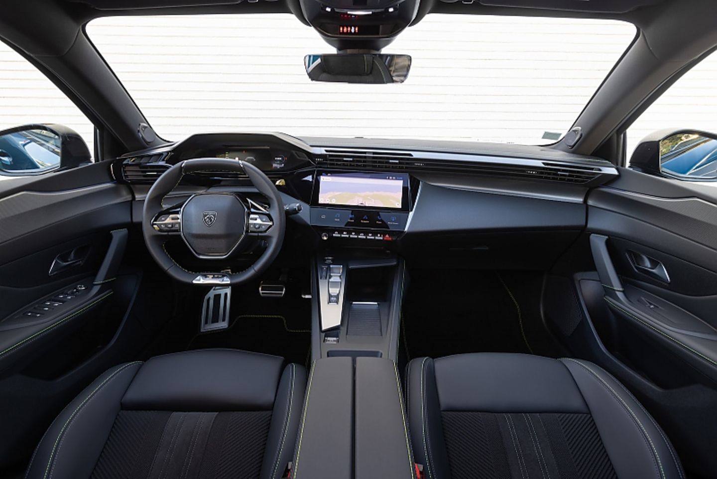 Peugeot 408 PHEV