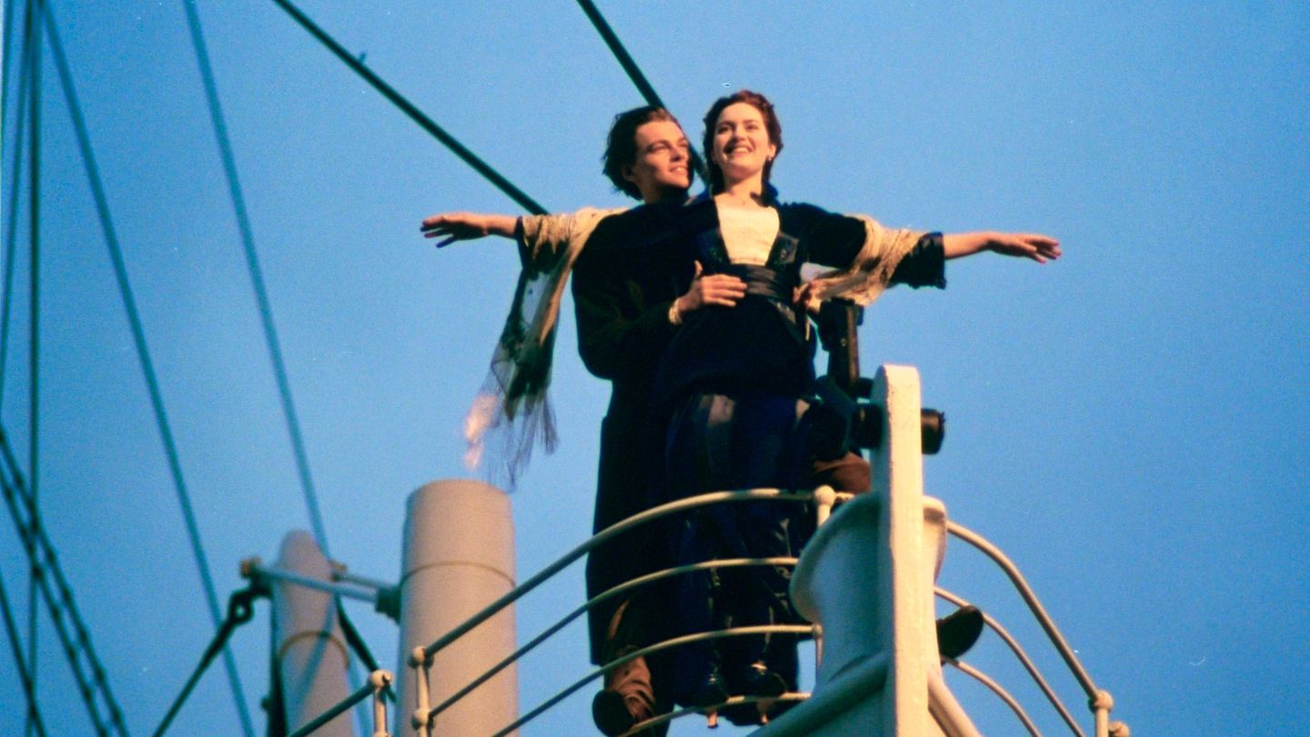 “Titanic” director Cameron had doubts about Winslet and DiCaprio
