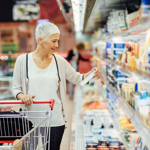 Viele Supermarkt-Produkte sind zuletzt deutlich teurer geworden - aber immer noch erschwinglicher als früher