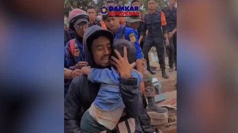 Indonesien: Absturz bestätigt: Rettungskräfte finden Flugschreiber von verschollener Passagiermaschine