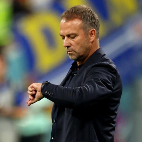 Bundestrainer Hansi Flick beim Spiel gegen Japan