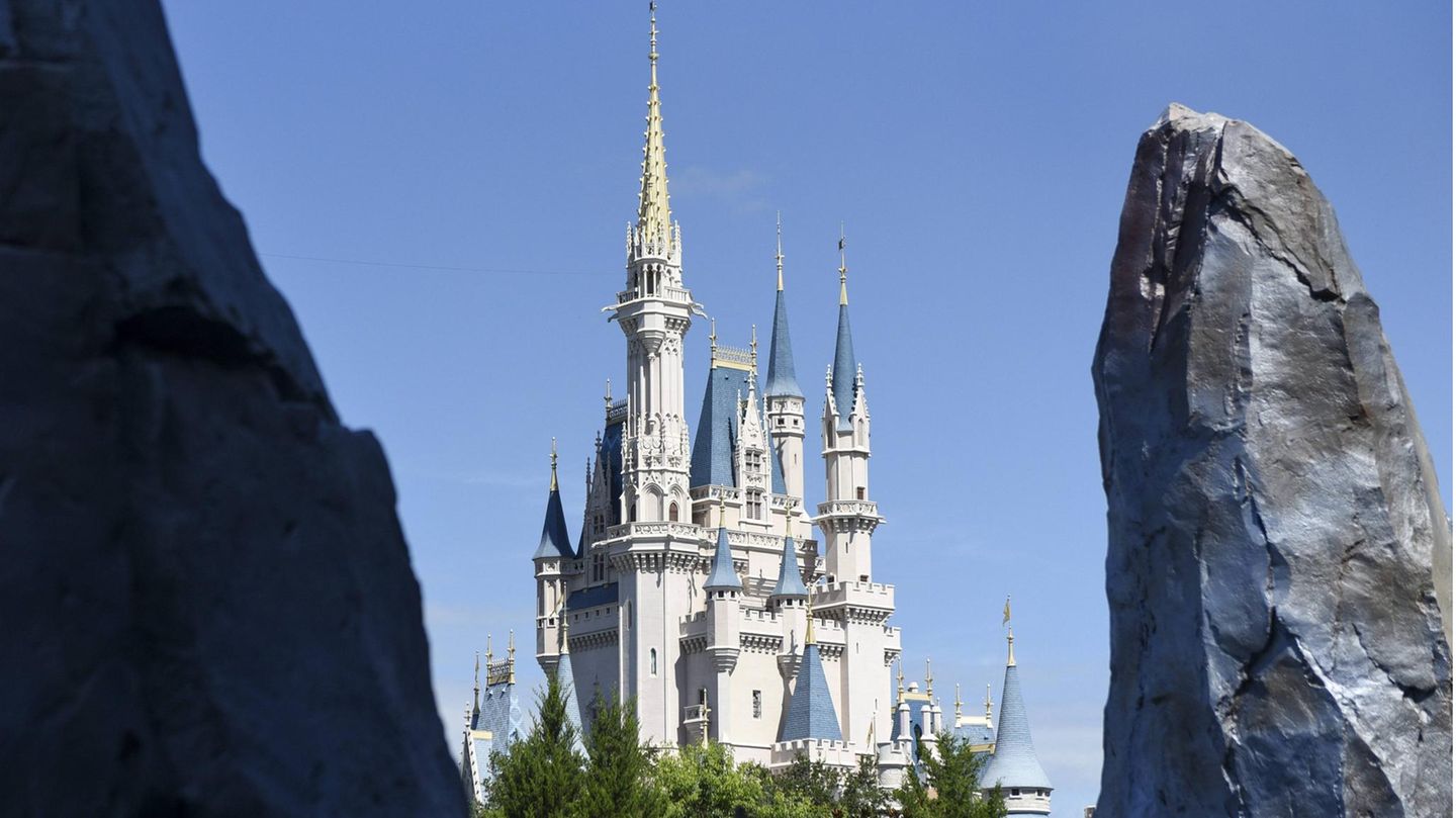Disney: Why the Republicans are attacking the entertainment giant
