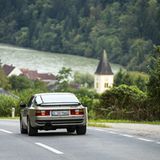 Porsche 944