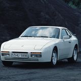 Porsche 944