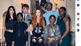 Vip-News: Mit allen sechs Kindern: Madonna postet seltenes Familienfoto