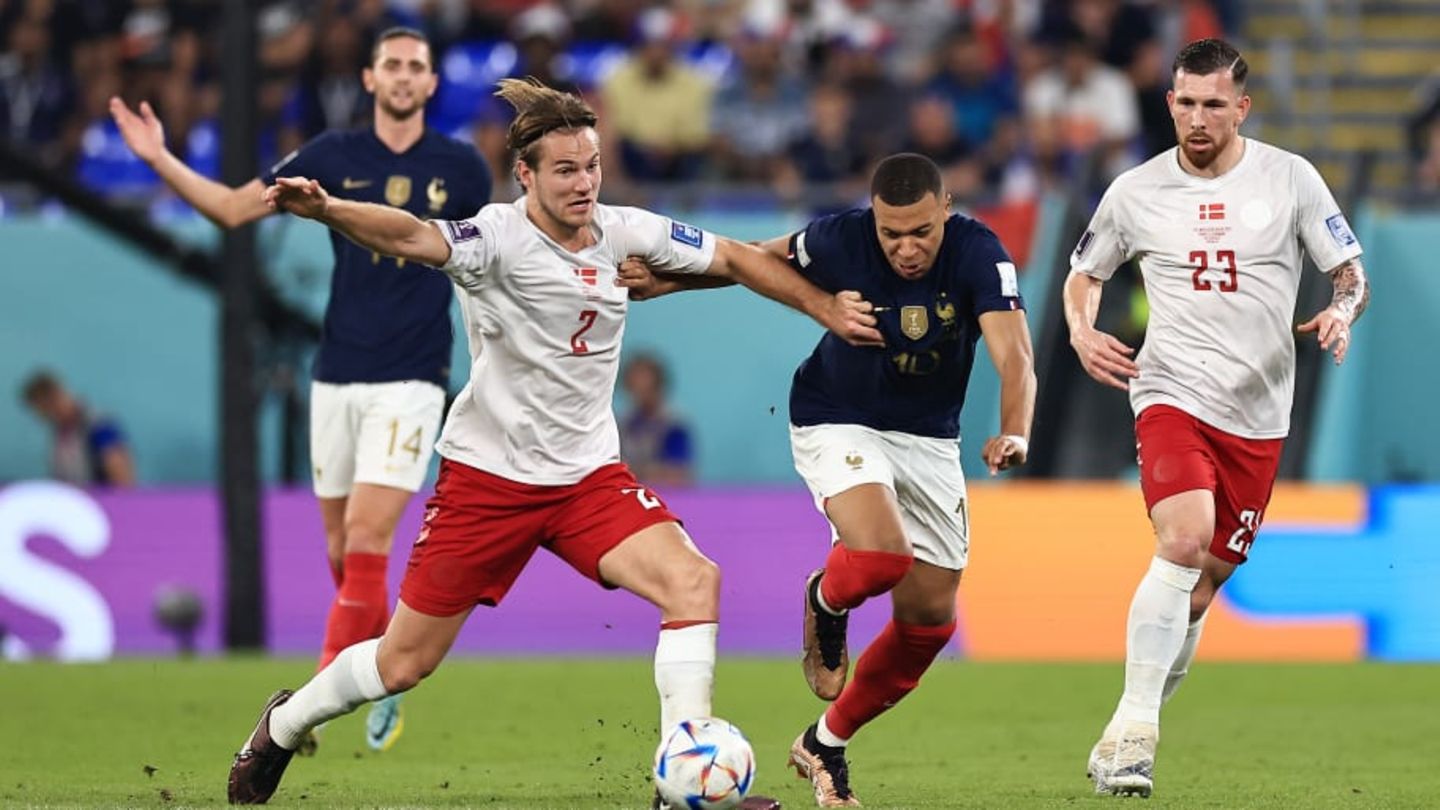 Joachim Andersen, Kylian Mbappe