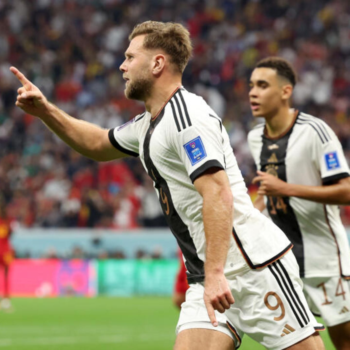 WM 2022 Füllkrug rettet Deutschland ein Unentschieden gegen Spanien STERN.de