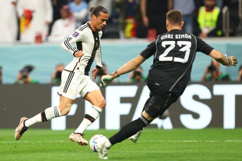 Leroy Sané (l.) brachte viel Offensiv-Power ins deutsche Spiel