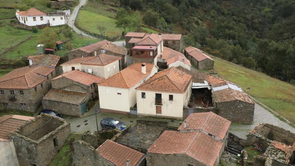 Verein in Portugal will "ausgestorbene" Dörfer wieder lebendig machen