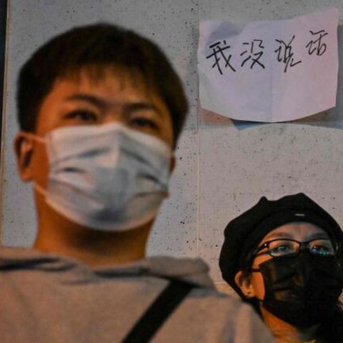 "Ich habe nichts gesagt" steht auf einem weißen Papier bei den Protesten in Shanghai