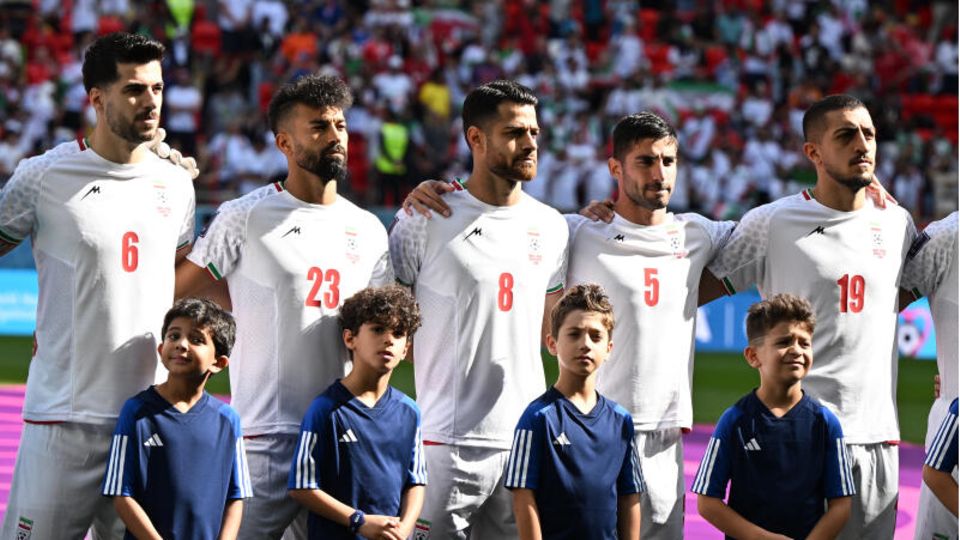 Iran Nationalspieler schweigen während der Nationalhymne