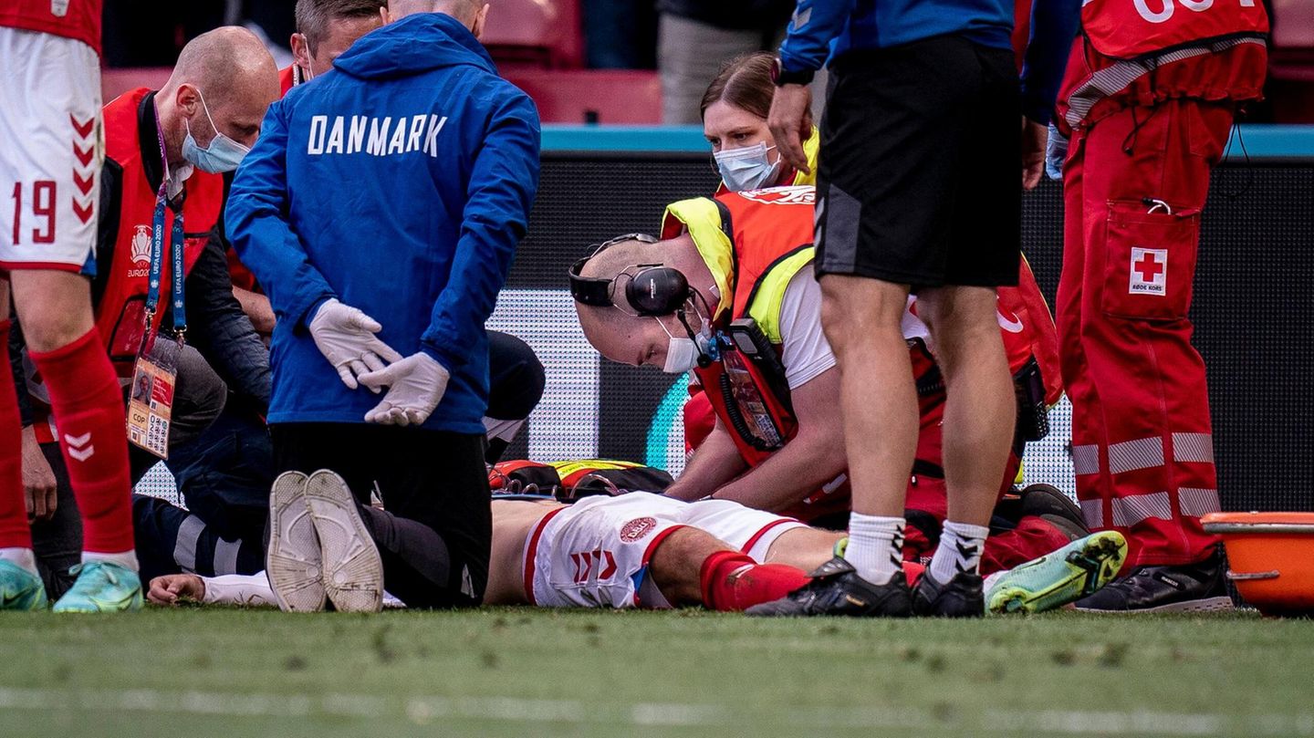 Helfer retten Nationalspieler Christian Eriksen das Leben
