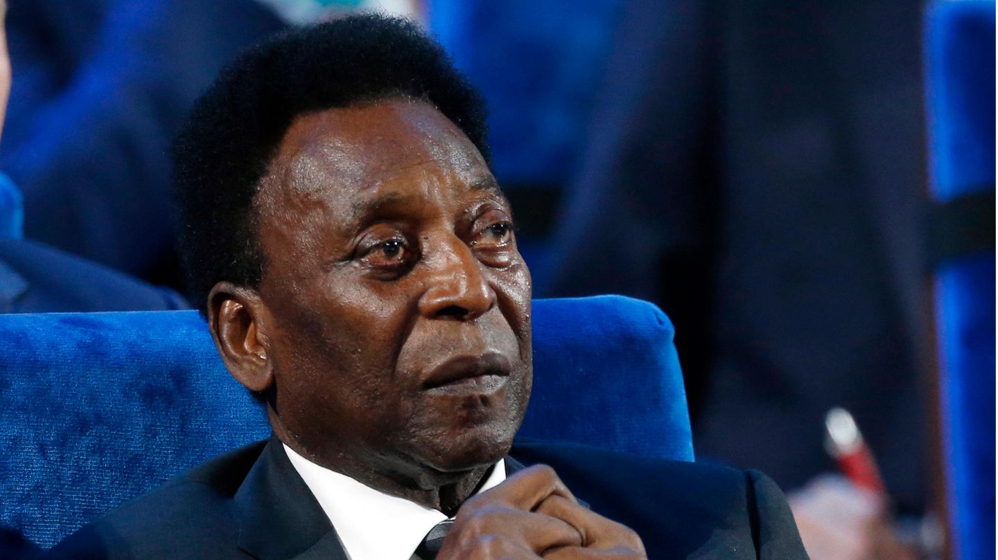 Pelé (archive picture) has been struggling with health problems for a long time