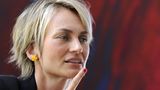Die Politikerin Helene Jarmer ist taub