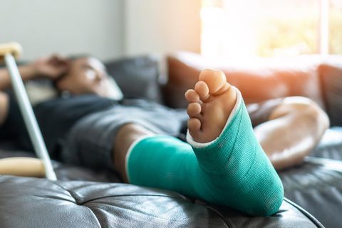 Der rechte Fuß war gesund – und wurde trotzdem operiert