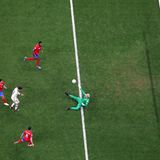 Havertz rettet Spanien  Die Freude der Mittelamerikaner währt nicht lange. Nur drei Minuten nach der Führung gleicht der eingewechselte Kai Havertz wieder aus. Aus eigener Kraft ist ein Weiterkommen nahezu unmöglich: Deutschland bräuchte weiterhin sieben Tore.