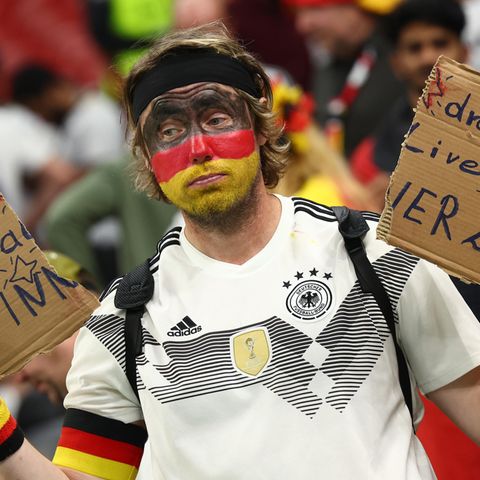 Aus der Traum dieses deutschen Fans und der deutschen Fußballnationalmannschaft bei der WM 2022 in Katar