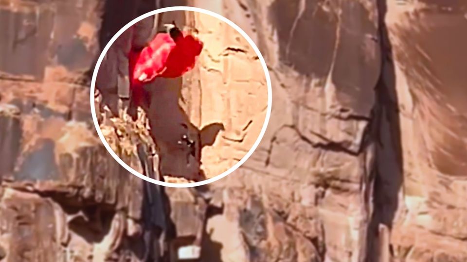 Zusammenprall mit Felswand: Base-Jumper stürzt ab und hat unfassbares Glück