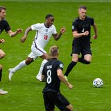 EM 2021: Die deutsche Mannschaft quält sich durch die Vorrunde in München. Im Achtelfinale in England ist beim 0:2 schon Endstation. Seinen Abschied hatte Löw schon vor dem Turnier angekündigt, Hansi Flick wird sein Nachfolger.