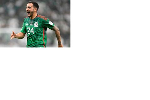 TOPSHOT-FBL-WC-2022-MATCH40-KSA-MEX