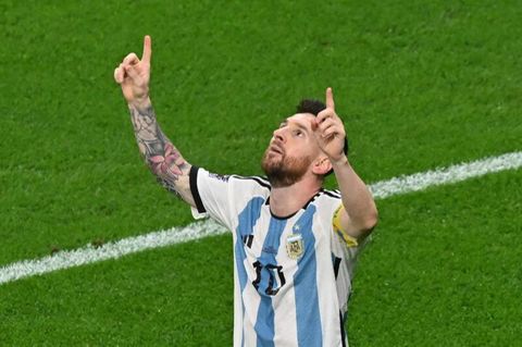 Lionel Messi feiert