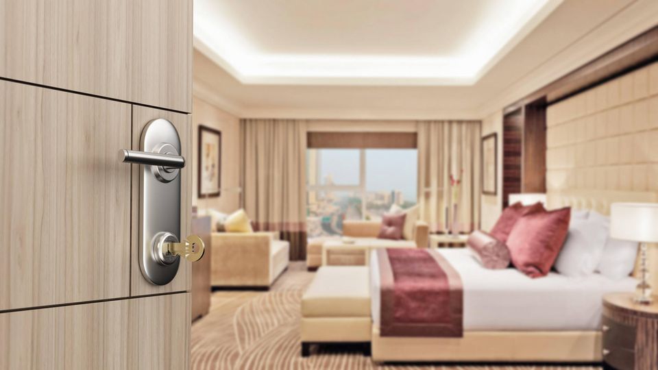 Wozu dient eigentlich der Bettschal im Hotel? Wozu dient eigentlich der Bettschal im Hotel?